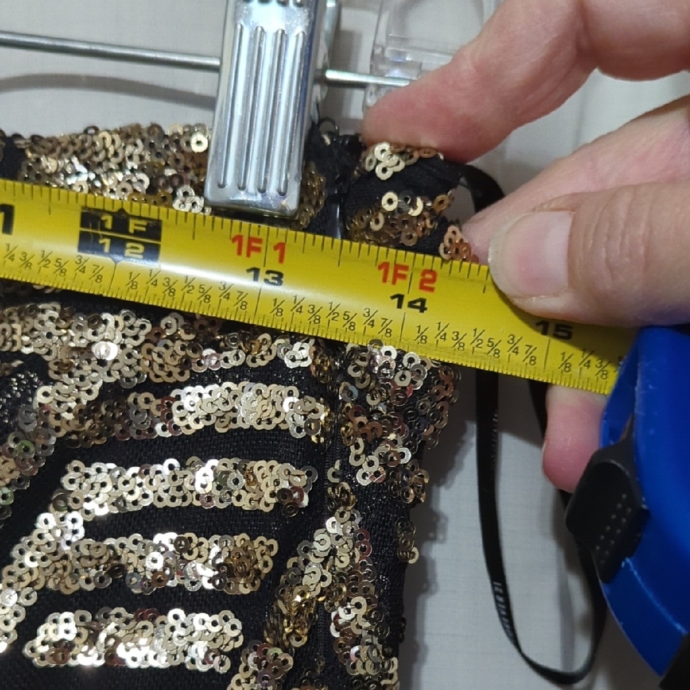 Gold and Black Sequin Patterned Pants - Picture 4 of 6